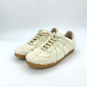 Maison Margiela Off-White Fleece Lace-Up Casual Trainers
